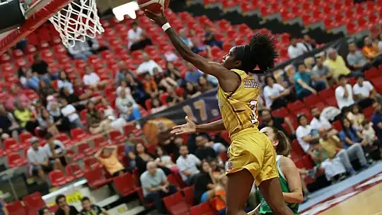 Melikgazi Kayseri Basketbol: 65 - İzmit Belediyespor: 67...
