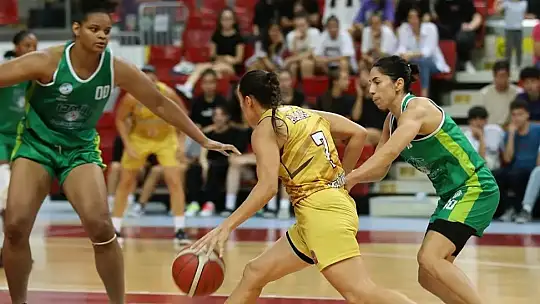Melikgazi Kayseri Basketbol: 65 - İzmit Belediyespor: 67...