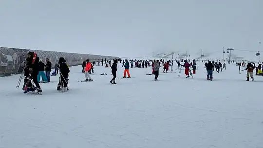 Erciyes'te kar bereketi!