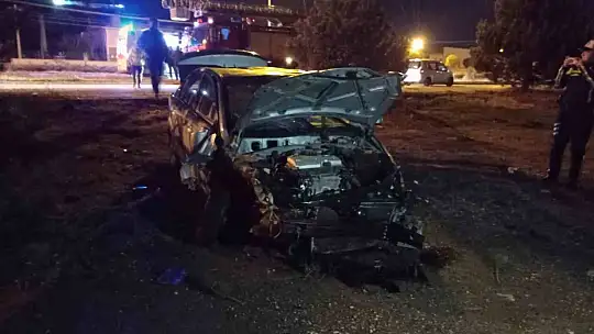 Eşini öldüresiye darp etti, kaçarken kaza geçirip ağır yaralandı