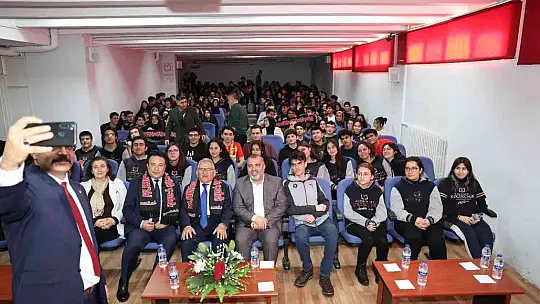 Büyükkılıç, öğrencilerle buluştu