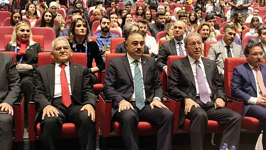 Hulusi Akar: 'Azerbaycan'da tüm dünya Türk'ün gücünü gördü'
