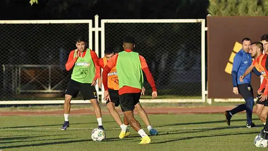 Kayserispor, Antalyaspor'a bileniyor