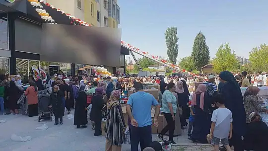 Mağazada izdiham