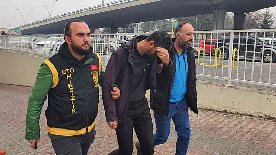 Kamyonetleri çalıp, parçalamış!