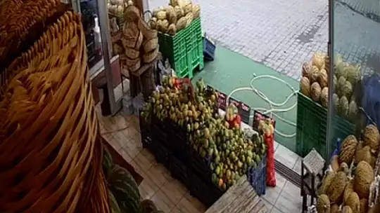 O yolda bir kadın öldü! İşte o görüntüler...