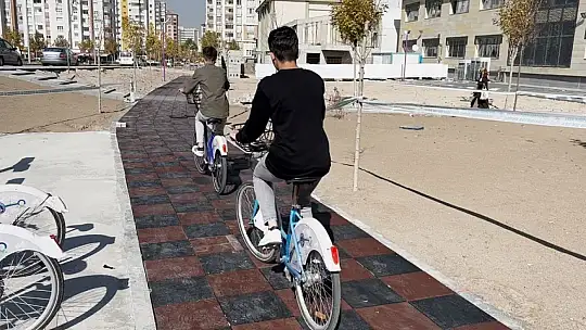 Kayserililerin hizmetinde...