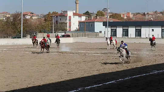 Kayseri, Atlı Cirit Türkiye Şampiyonası'na Ev Sahipliği Yaptı