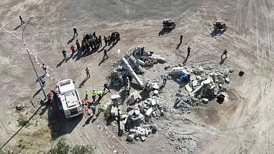 OSB'de hareketli saatler...Gerçeğini aratmadı!