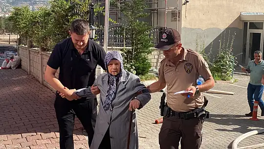 Binadaki yangında mahsur kalanlar kurtarıldı