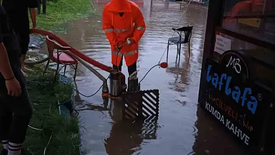 Sel sonrası çalışmalar devam ediyor