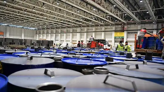 Deprem bölgesi için 200 varil soba ürettildi