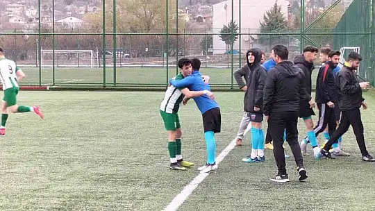 Play-Off'a yükseldiler...