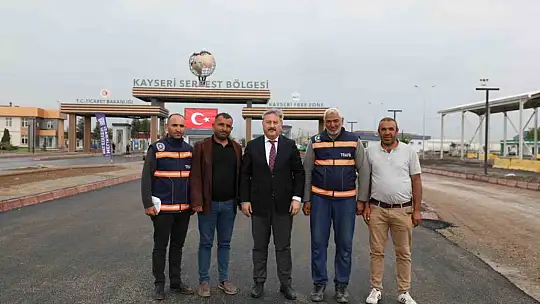 1 KM'lik yeni yol yapıldı...