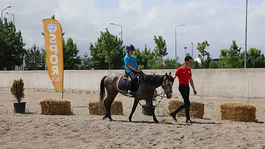 Kayserililer tarafından çok sevildi...