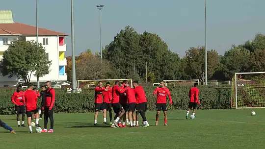 Gökhan Sazdağı'dan Çağdaş Atan övgüsü