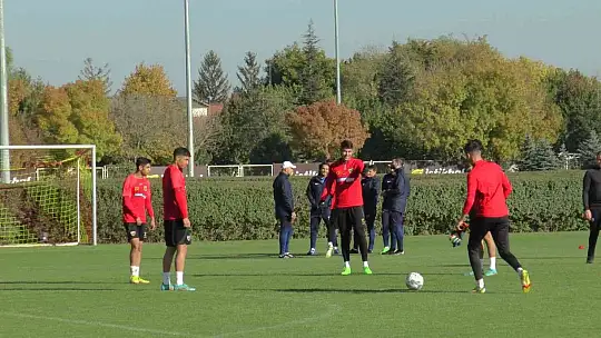 Gökhan Sazdağı'dan Çağdaş Atan övgüsü
