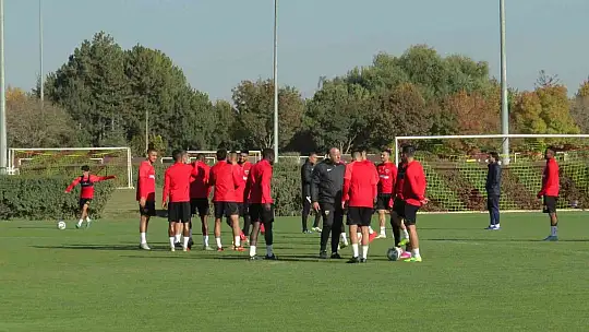 Gökhan Sazdağı'dan Çağdaş Atan övgüsü