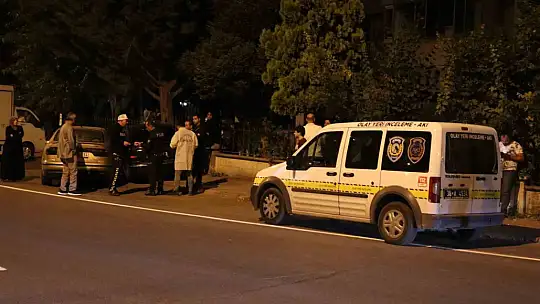 Kayseri'de sokak ortasında kadına şiddet: Silahla saldırdı!