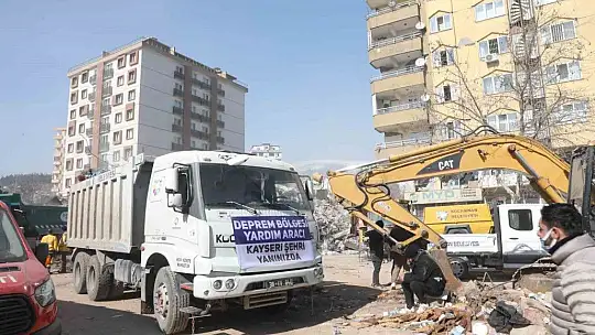 Kocasinan , depremzedeler için 7/24 çalışıyor