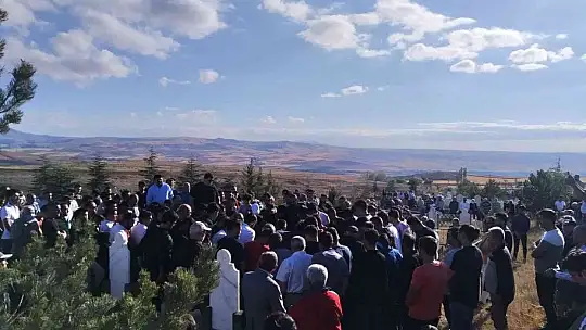 Mahmut Tekdemir ebedi hayata uğurlandı