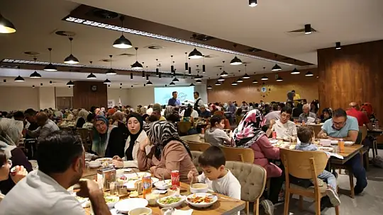 Melikgazi Belediyesi çölyak hastaları ile yemekte buluştu!