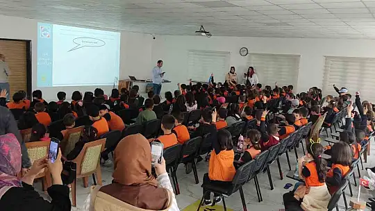 'Yaptığımız çalışmalarla küçük yaşlarda sıfır atık bilincini aşılıyoruz'
