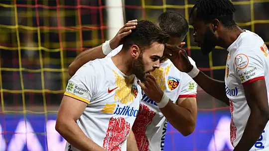 Ligdeki ilk golünü Fenerbahçe'ye attı
