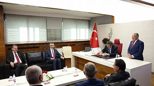 Bakan Kayseri'de