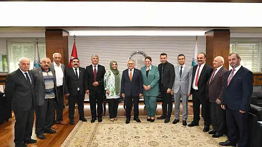 Muhtarlardan Başkan Büyükkılıç'a ziyaret