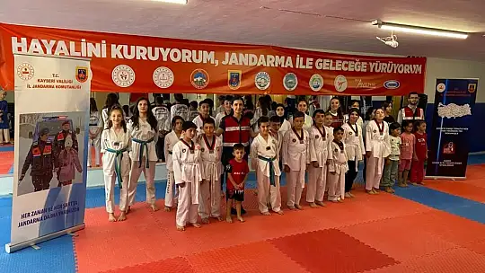 Jandarmadan Taekwondo öğrencilerine eğitim