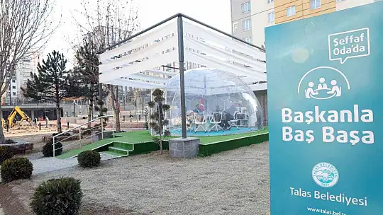 Başkanla şeffaf oda bir yaşında!