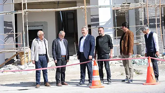 Kütüphane ve ikinci bahar evinde sona doğru...