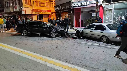 Sivas'ta zincirleme trafik kazası: 4 yaralı