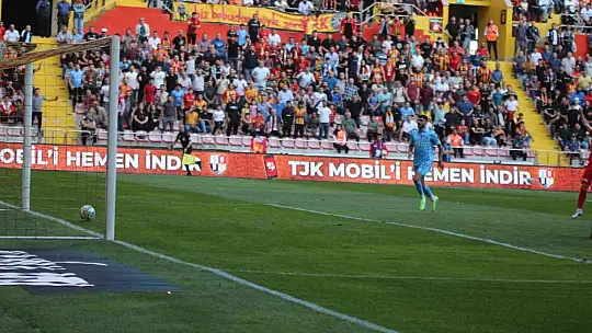 Spor Toto Süper Lig: Kayserispor: 1 - Trabzonspor: 0 (İlk yarı)