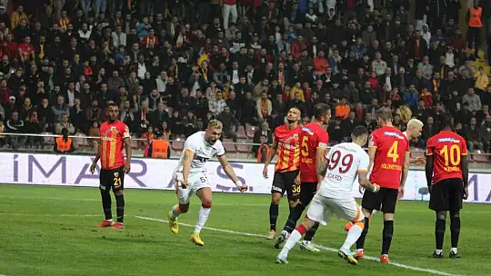 Spor Toto Süper Lig: Kayserispor: 2 - Galatasaray: 1 (Maç sonucu)