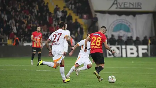 Spor Toto Süper Lig: Kayserispor: 2 - Galatasaray: 1 (Maç sonucu)