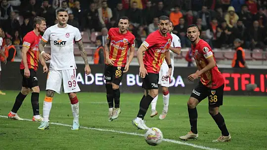 Spor Toto Süper Lig: Kayserispor: 2 - Galatasaray: 1 (Maç sonucu)