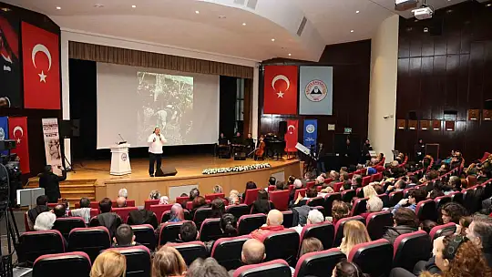 Ata'ya görkemli 'karşılama'