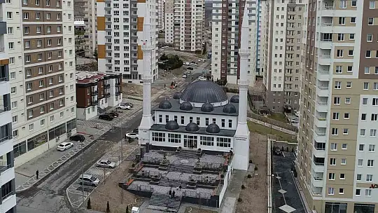 Hayırseverler iş başında! Talas Büyükperdah Camii açıldı...