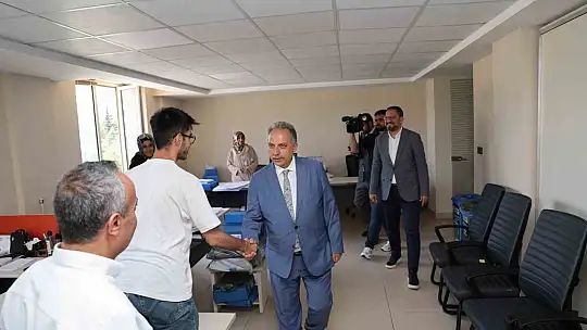 Talas'ta mesai bayramlaşma ile başladı!