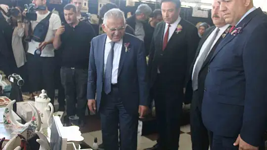'Toplum Ruh Sağlığı İş Uğraş Terapisi Sergisi'