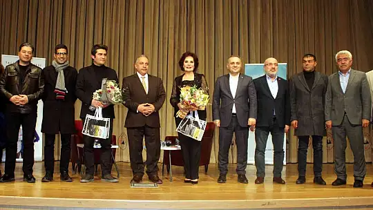 Hülya Koçyiğit Türk sinemasını konuştu...