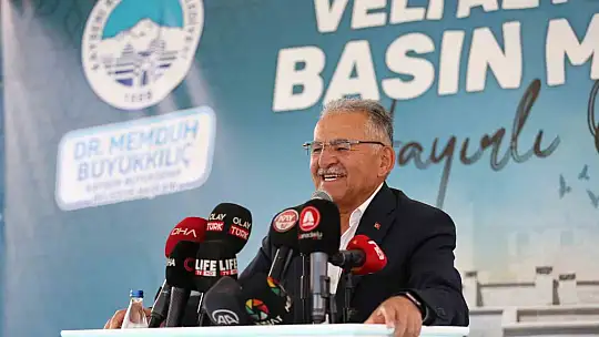 Vali Çiçek'ten Başkan Büyükkılıç'a teşekkür!