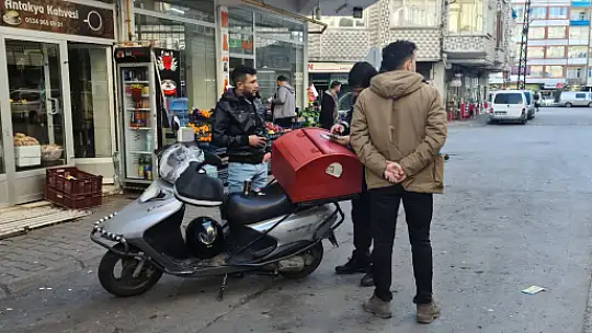 Afganistan uyruklu şahsı para karşılığı Kayseri'ye getirmiş...