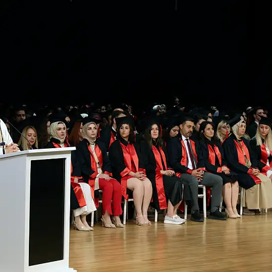 250 öğrenci için mezuniyet sevinci!