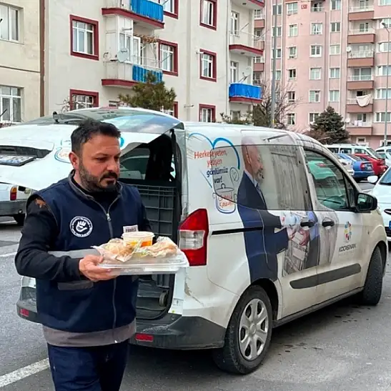 65 yaş üstü vatandaşların kapısı her gün çalınıyor!