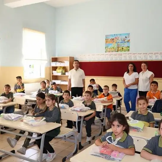 Bünyan’da öğrencilere kırtasiye desteği!