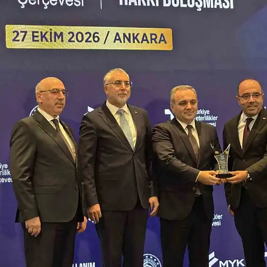 Erciyes Üniversitesi Türkiye'de ilk 20'ye girdi!