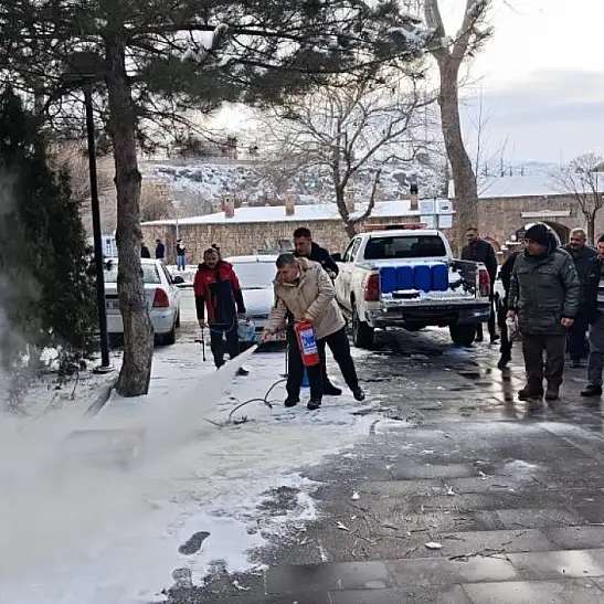 Kayseri Büyükşehir Belediyesi'nden imamlara ders verildi!